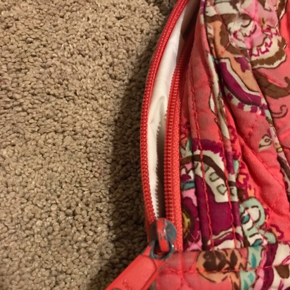 Vera Bradley Lunch Bag - Picture 6 of 8